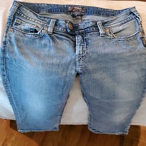 Silver Tuesday Crop jeans